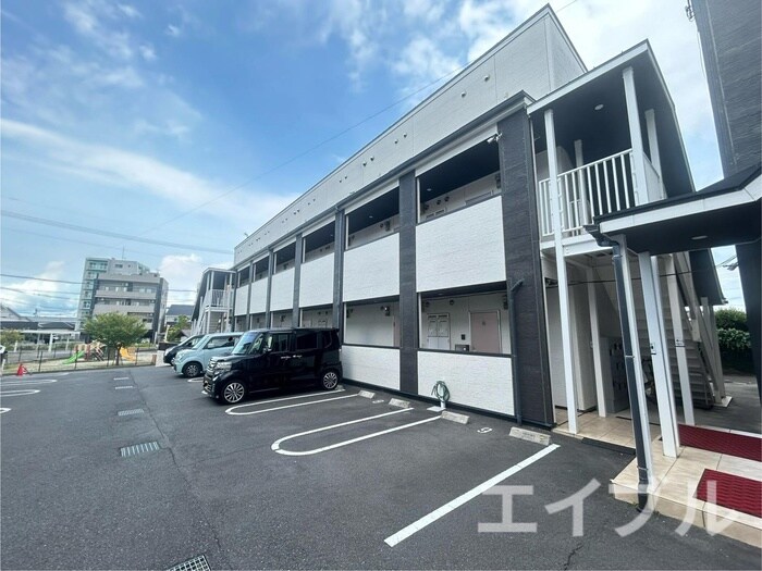 クラリスA棟の物件外観写真