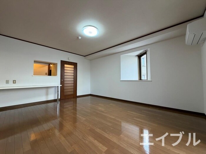 ベルビューKKRの物件内観写真