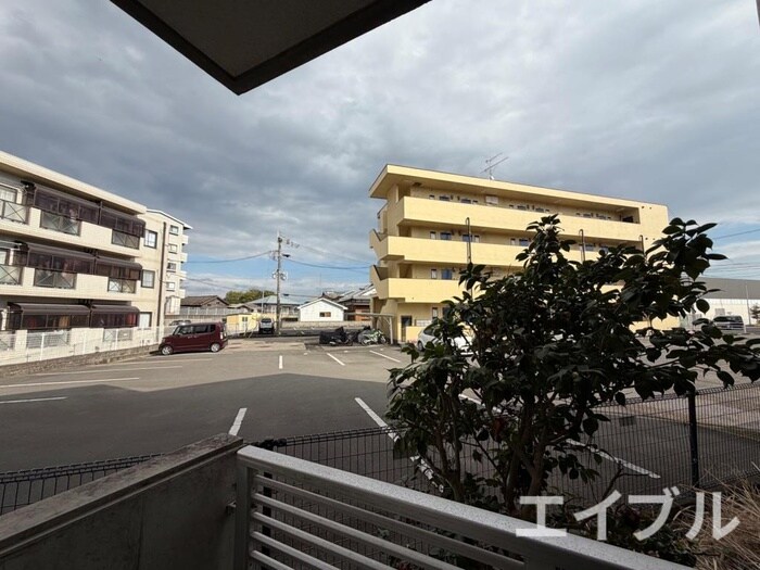 ベルビューKKRの物件内観写真