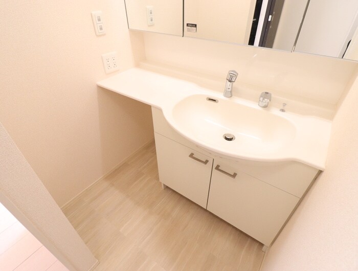 ルーシェリアフクマの物件内観写真