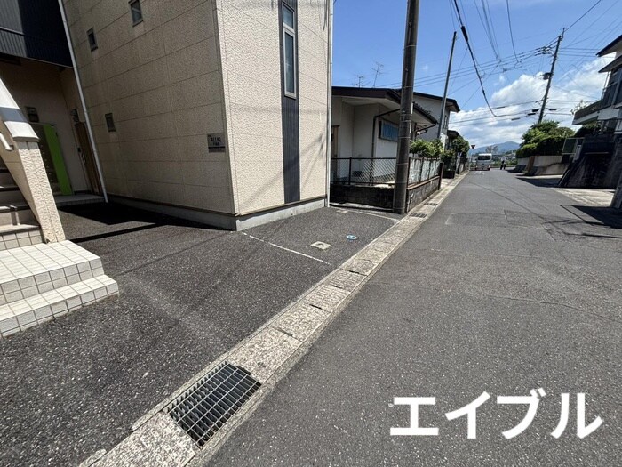 ｓｕｍｍｅｒ　ｔｒｅｅの物件外観写真