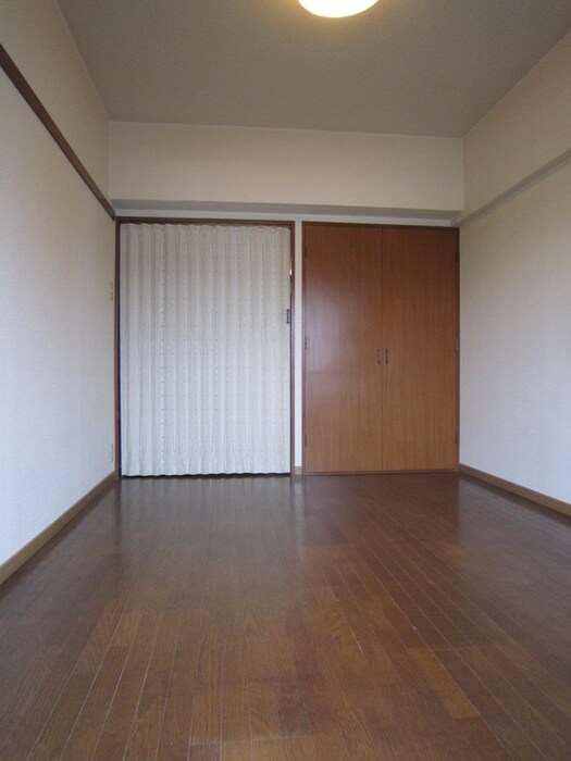 ﾀﾞｲﾅｺ-ﾄｸﾞﾗﾝﾃﾞｨ-ﾙ博多(301)の物件内観写真