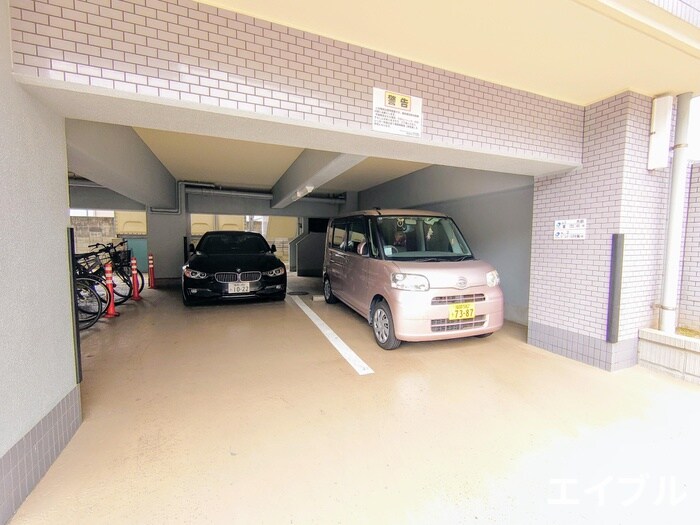 ﾀﾞｲﾅｺ-ﾄｸﾞﾗﾝﾃﾞｨ-ﾙ博多(301)の物件外観写真