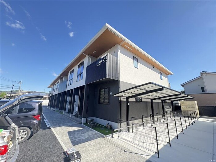 シャルマン青葉Ｂ棟の物件外観写真