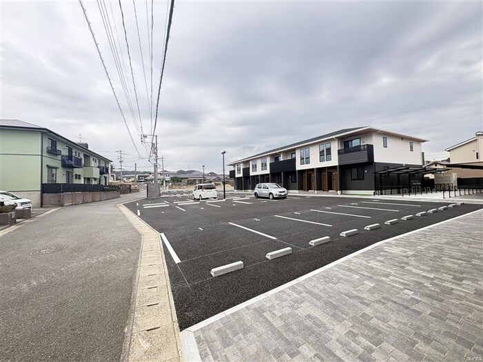 シャルマン青葉Ｂ棟の物件外観写真