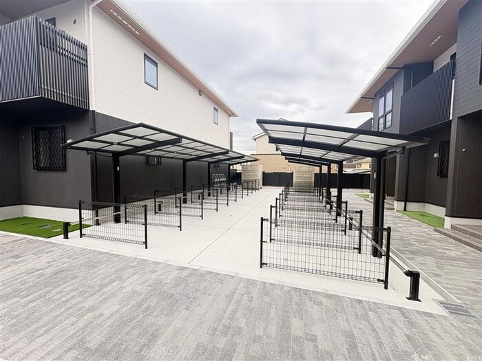 シャルマン青葉Ｂ棟の物件外観写真