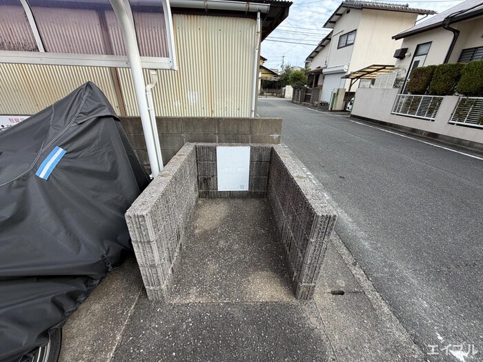 ファミーユ松木Ⅱの物件外観写真