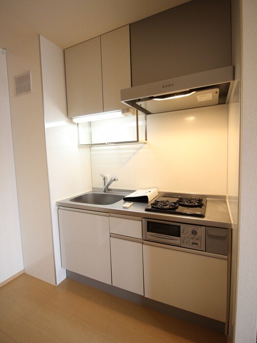 ｱｳﾞｪﾆｭｰ西神原の物件内観写真