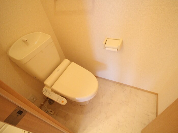 ｱｳﾞｪﾆｭｰ西神原の物件内観写真