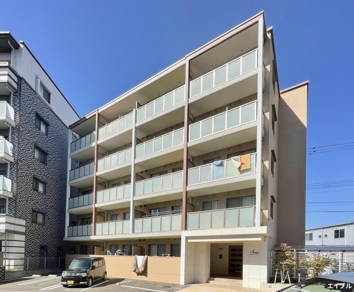 SOPHIA TOKUNAGAⅢの物件外観写真