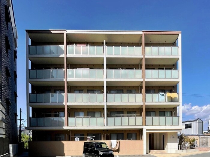 SOPHIA TOKUNAGAⅢの物件外観写真