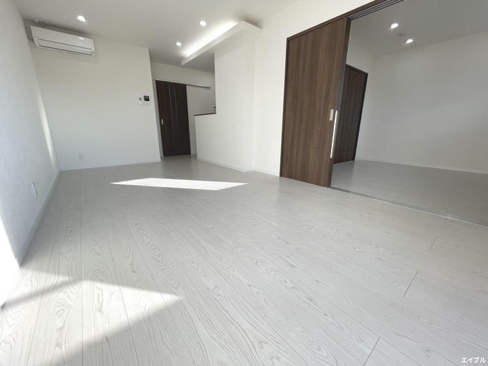 メディオ・リヴェール紫駅の物件内観写真