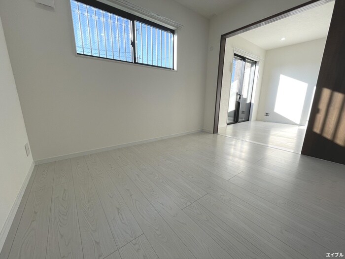 メディオ・リヴェール紫駅の物件内観写真