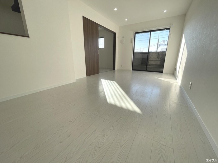 メディオ・リヴェール紫駅の物件内観写真