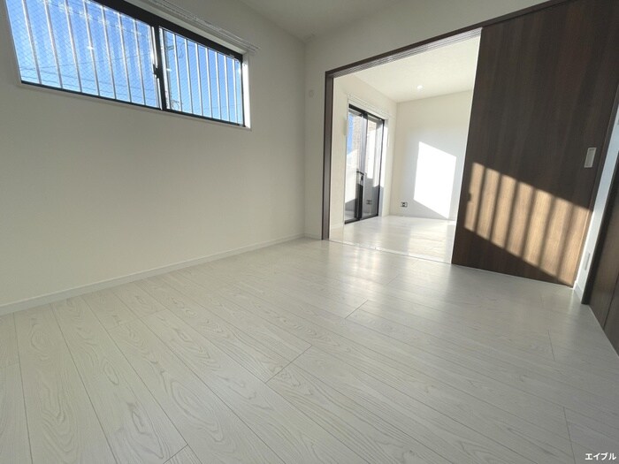 メディオ・リヴェール紫駅の物件内観写真