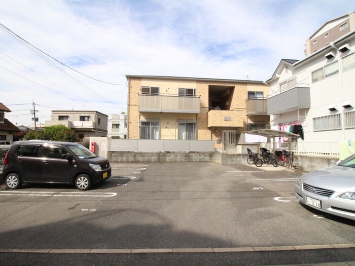 センクレーネの物件外観写真