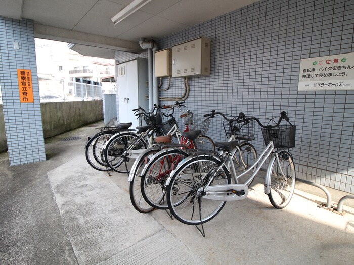 ハイラ－ク花畑駅前の物件外観写真