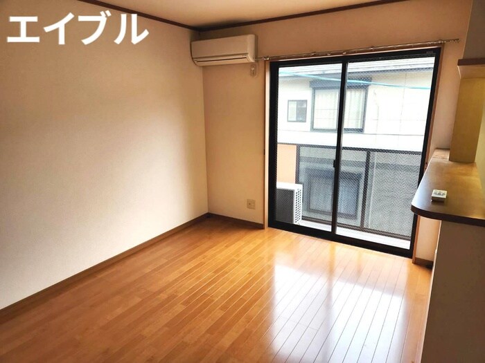 リーベン・ヴィーヴルⅡの物件内観写真