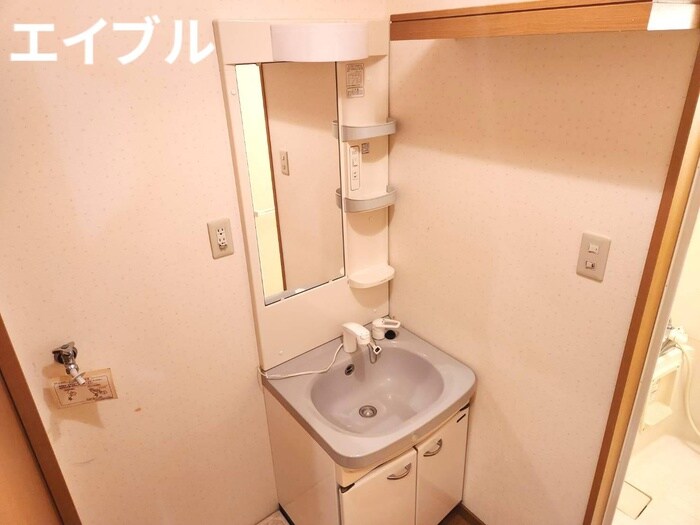 リーベン・ヴィーヴルⅡの物件内観写真