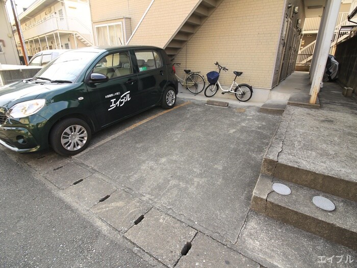 コスモパレスの物件外観写真