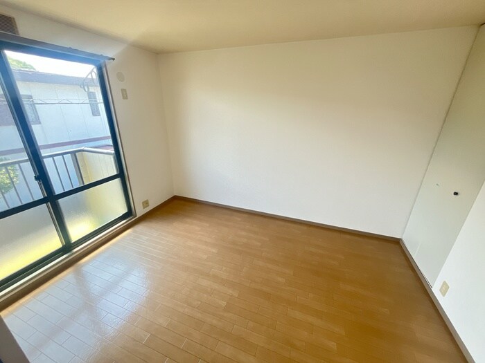 サンガーデン海老津Ａ棟の物件内観写真