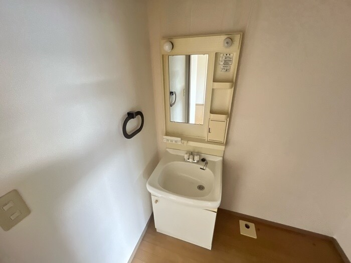 サンガーデン海老津Ａ棟の物件内観写真