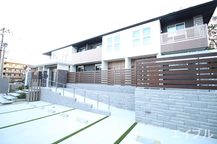 ヴェールフォンセ若久の物件外観写真