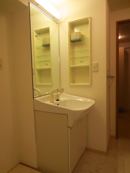 ツインリバ－ル－チェの物件内観写真