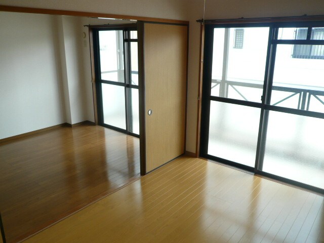 ナーセリーヨシヒロの物件内観写真