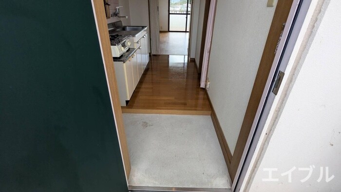 エリザホールの物件内観写真