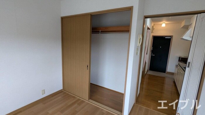 エリザホールの物件内観写真