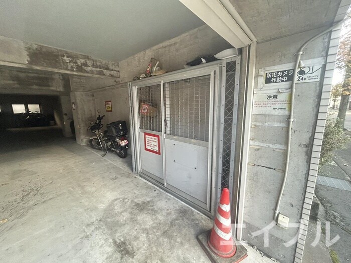 カペラホリエの物件外観写真