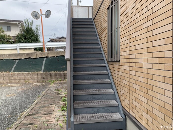 クレール前原の物件外観写真