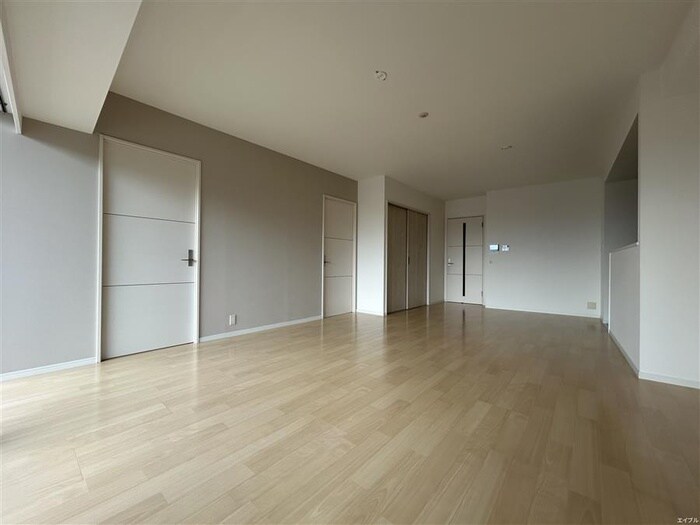 ｱｲﾗﾝﾄﾞｼﾃｨ･ｲﾝﾌｨﾆｶﾞ-ﾃﾞﾝｻｳｽ棟の物件内観写真