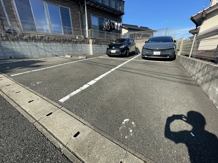 アザレア・コ－トの物件外観写真