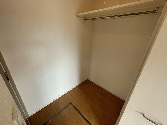 アザレア・コ－トの物件内観写真