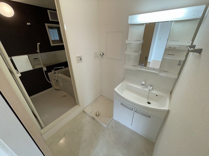 アザレア・コ－トの物件内観写真