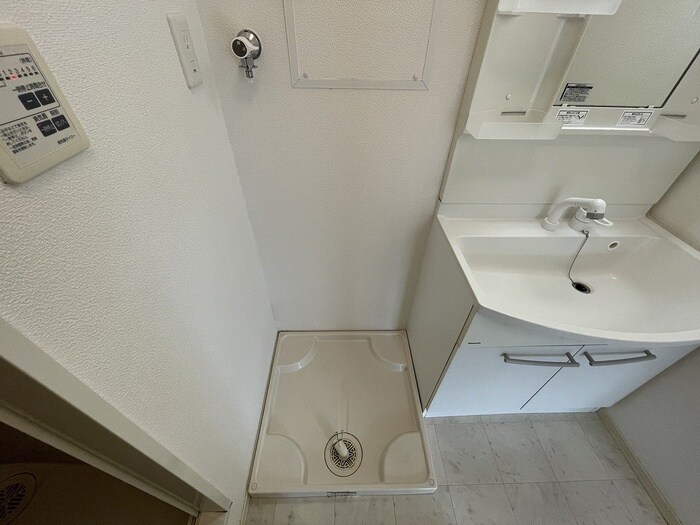 アザレア・コ－トの物件内観写真