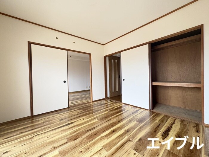 ヴィルヌーブ２１の物件内観写真