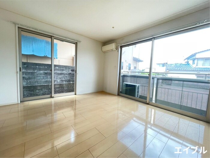 ヴィブレカプチ－ノの物件内観写真