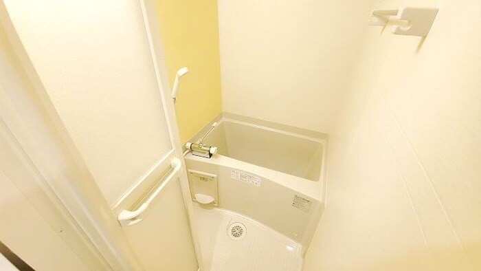 アミュゼ城野の物件内観写真