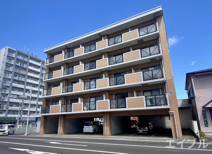 ARTHU-WIN.D.赤間の物件外観写真