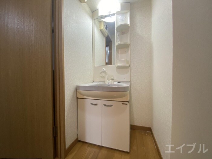 ARTHU-WIN.D.赤間の物件内観写真