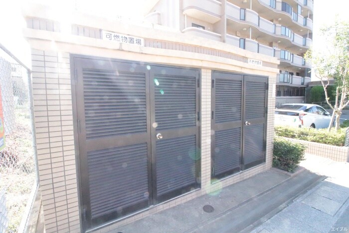 エステート下原の物件外観写真