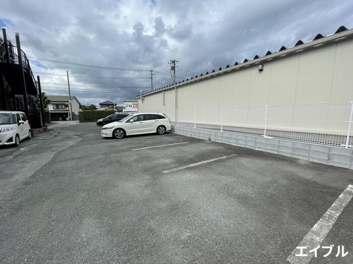 モン・シェリの物件外観写真