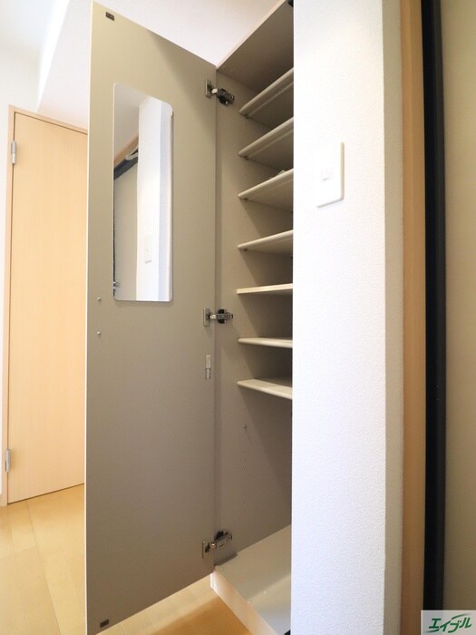 ベルドール赤間の物件内観写真