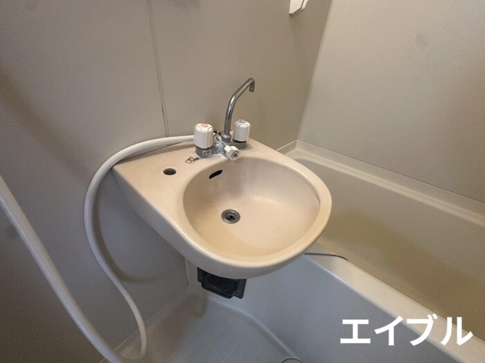 パーソネージュ冷水Ａの物件内観写真