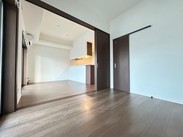 YAKUIN　SQUAREの物件内観写真