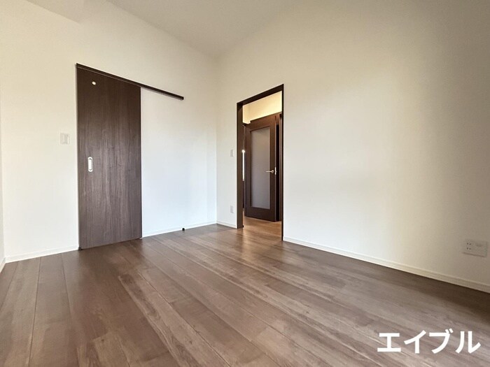 YAKUIN　SQUAREの物件内観写真