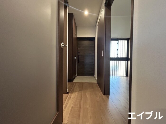 YAKUIN　SQUAREの物件内観写真